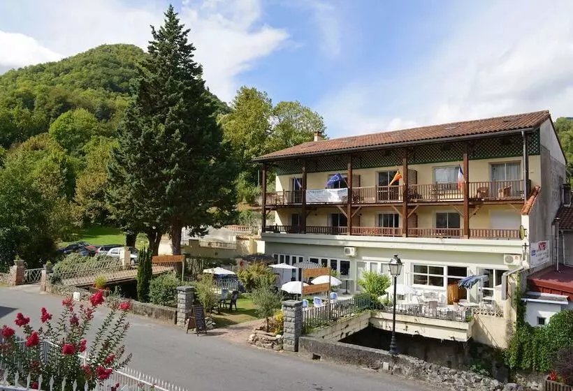 Aamiaismajoitus (B&B) Olivier Bar Restaurant Et Chambre Dhotes