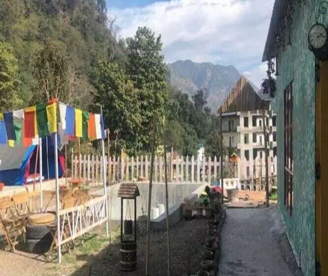 Hipostel   Hostel