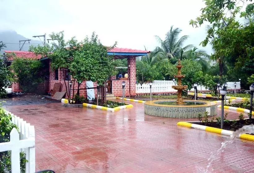 Hotelli Aanandi Farm And Resort