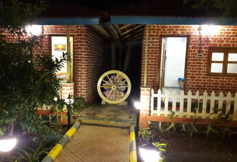 Hotelli Aanandi Farm And Resort