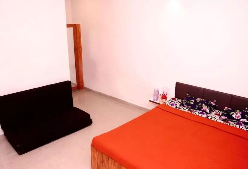 Hotelli Aanandi Farm And Resort