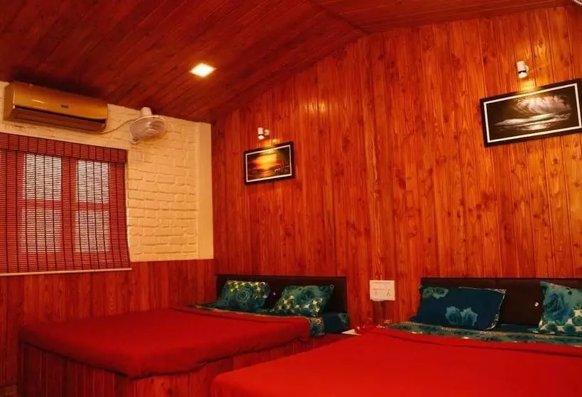 Hotelli Aanandi Farm And Resort