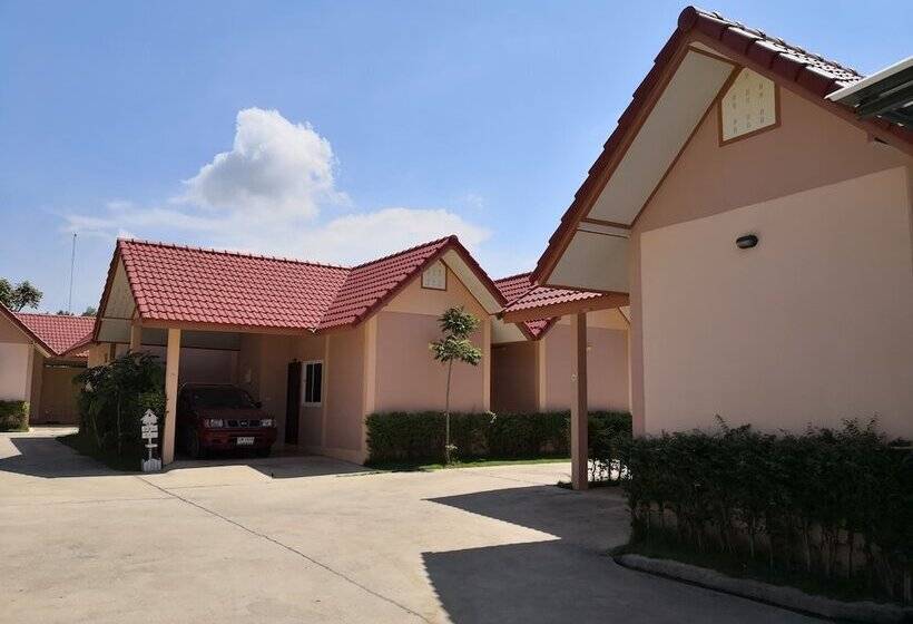 Отель Banmai Resort