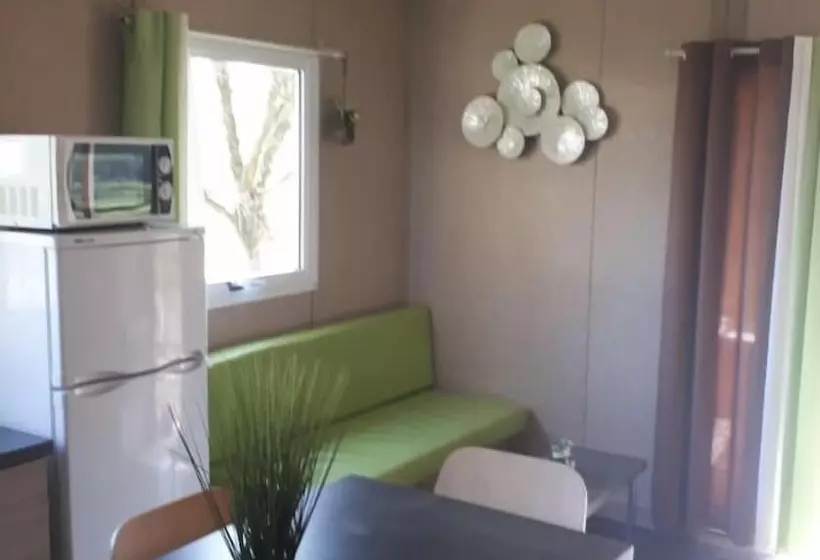 Hotelli Domaine Du Roc