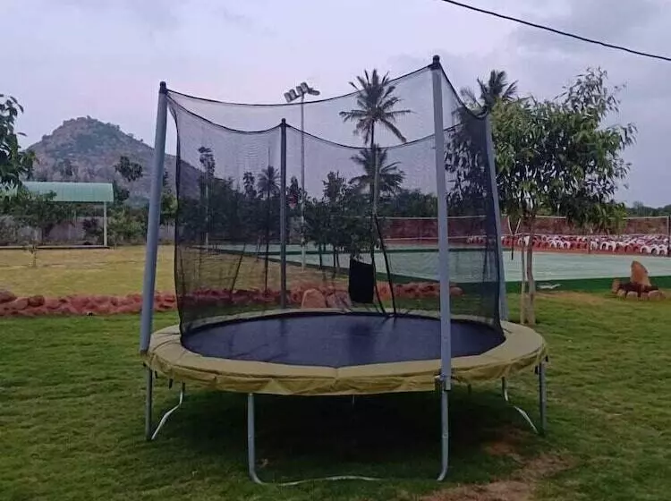 ホテル Gk Hill View Resort, Kaiwara