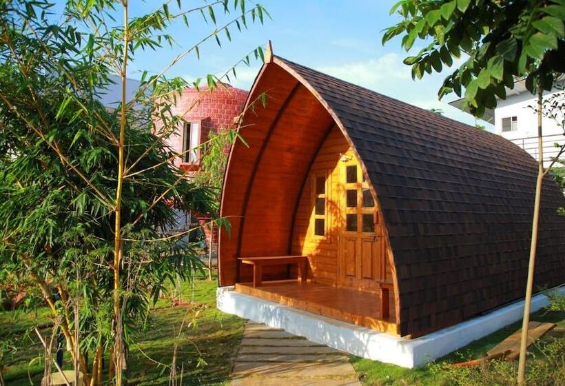 Hotelli Gk Hill View Resort, Kaiwara