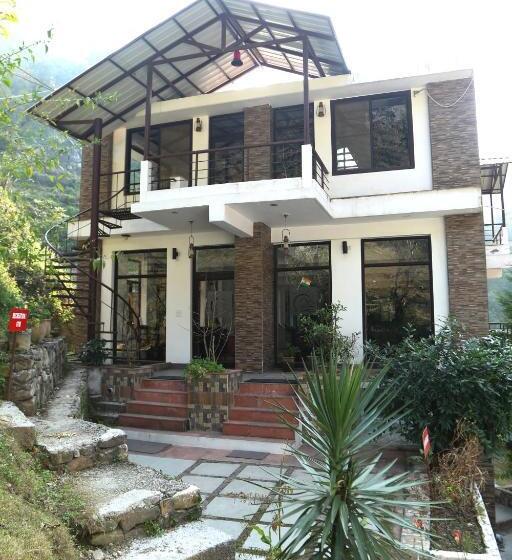 هتل Haut Monde Hill Stream Resort And Spa