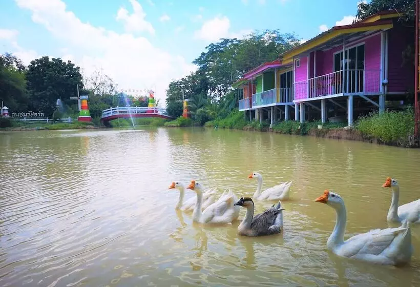 Hotelli Khonchom Resort