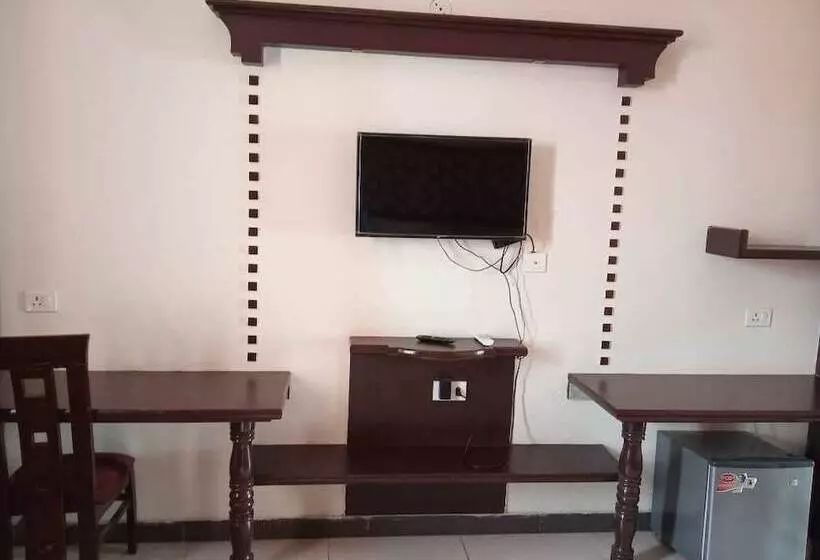 Hotelli Kuber Resort