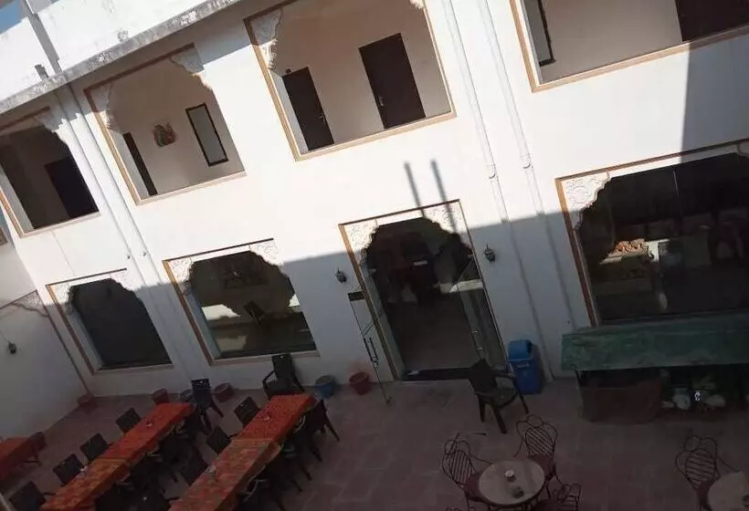 Hotelli Kuber Resort