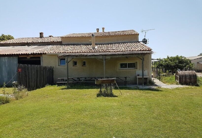 Отель Les Truffiers Cabane