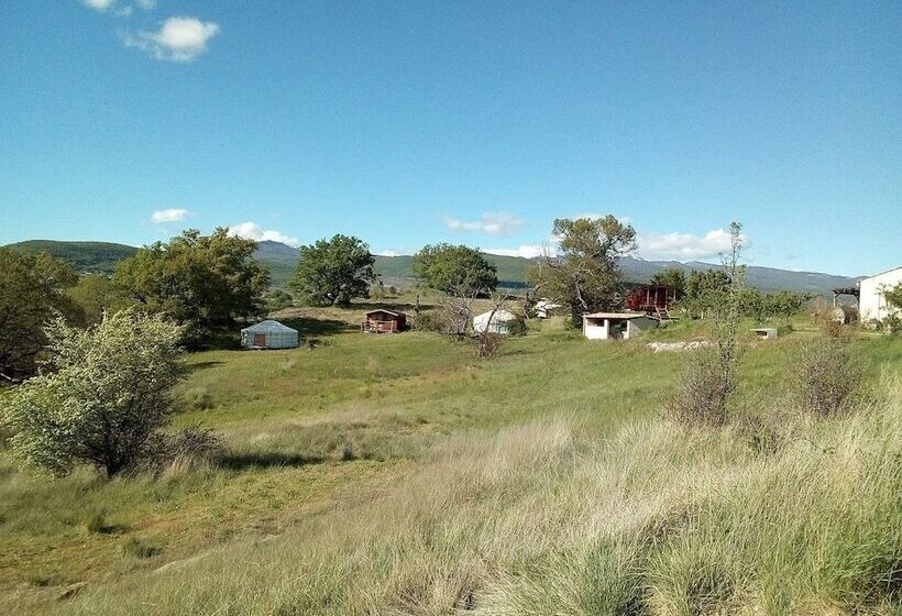 Отель Les Truffiers Cabane