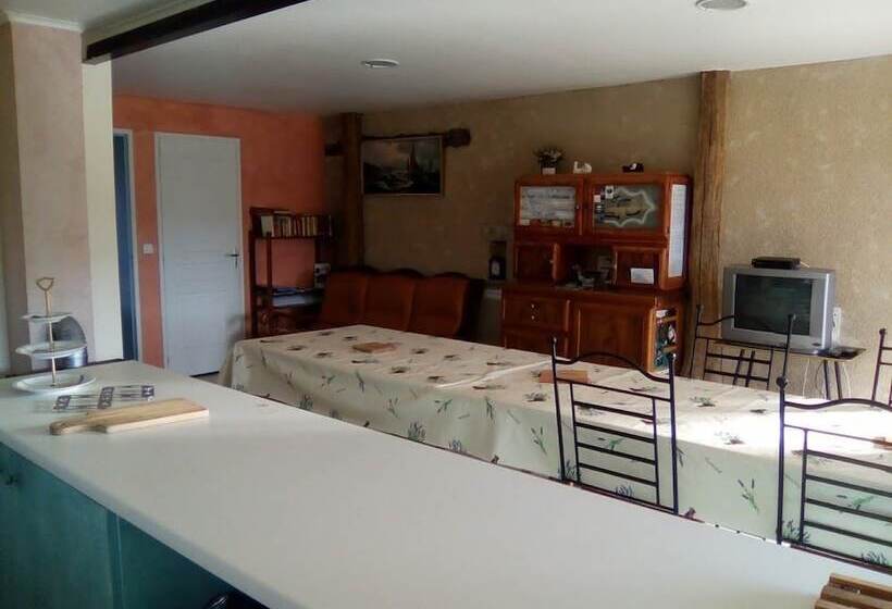 Отель Les Truffiers Cabane