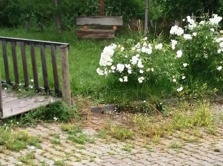 Hotelli Oba Kutuk Evleri