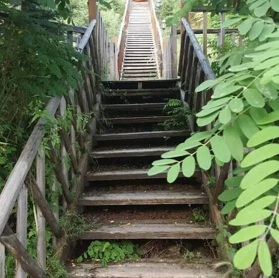 Hotelli Oba Kutuk Evleri