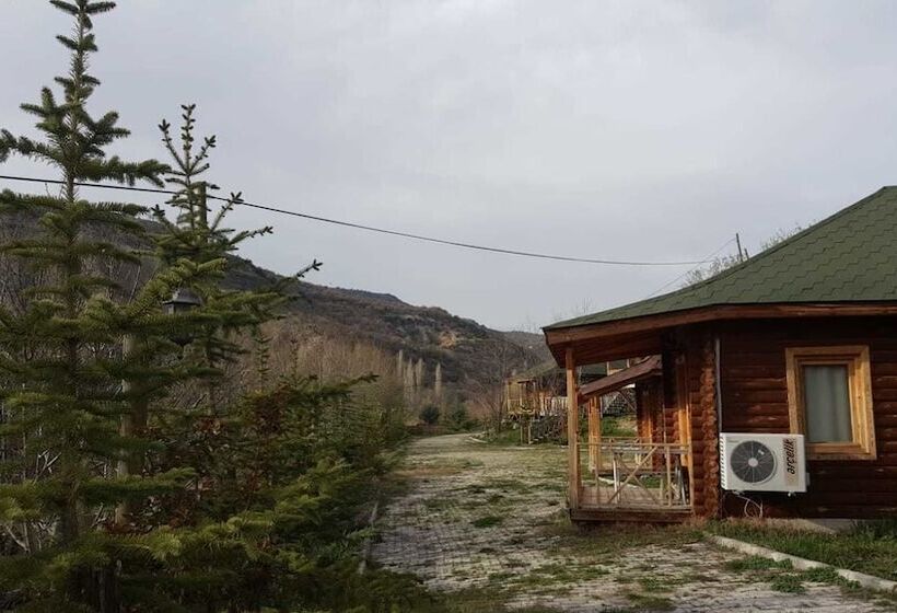 فندق Oba Kutuk Evleri