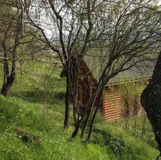 Hotelli Oba Kutuk Evleri