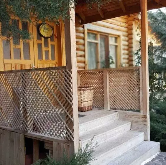 Hotelli Oba Kutuk Evleri