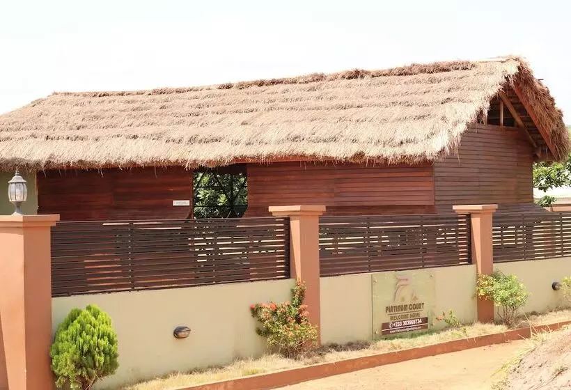 Hotelli Platinum Court