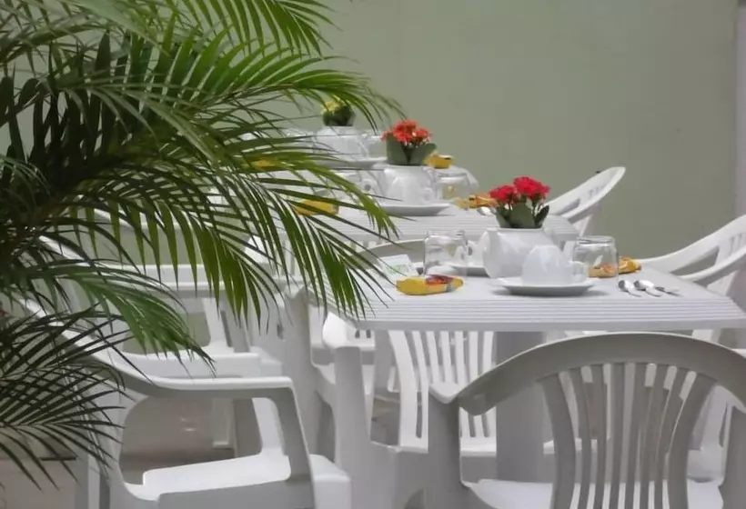 Hotelli Pousada Cantinho Do Pirata