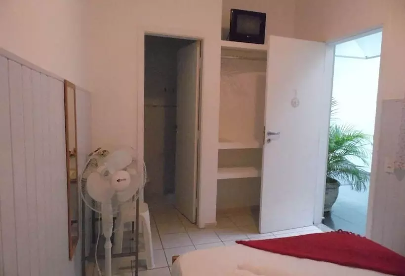 Hotelli Pousada Cantinho Do Pirata