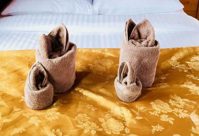 בית מלון כפרי We Care Resort