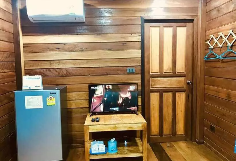 Hotelli We Care Resort