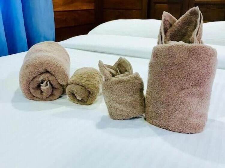 בית מלון כפרי We Care Resort