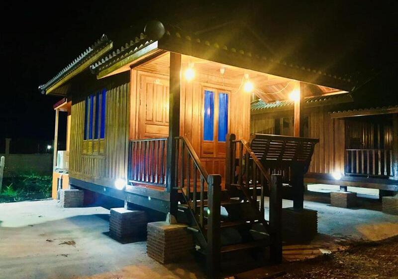 בית מלון כפרי We Care Resort