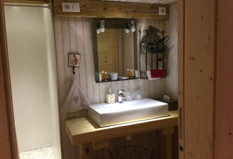 La Ferme De Là Haut B&b