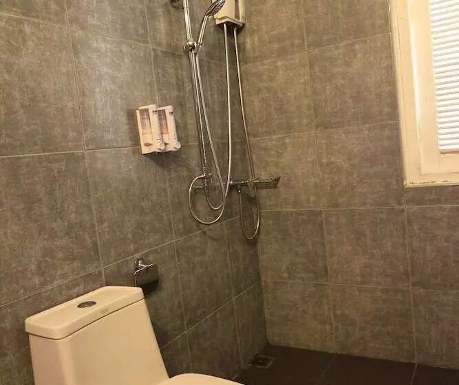 Majatalo Botanic Garden Nan Guest House