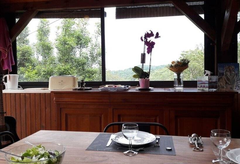 펜션 En Plein Coeur De La Forêt