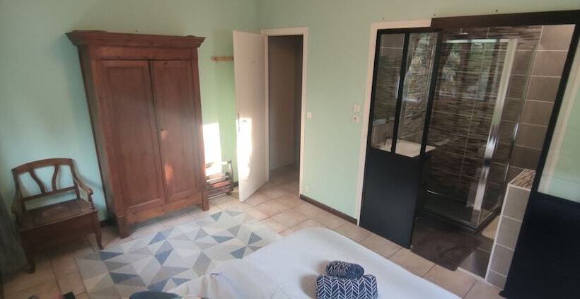 펜션 En Plein Coeur De La Forêt