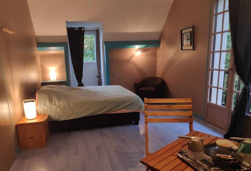 펜션 En Plein Coeur De La Forêt