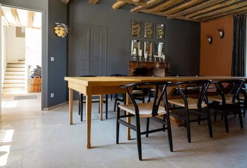 ペンション La Ferme Du Château