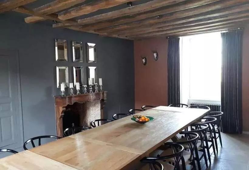 ペンション La Ferme Du Château