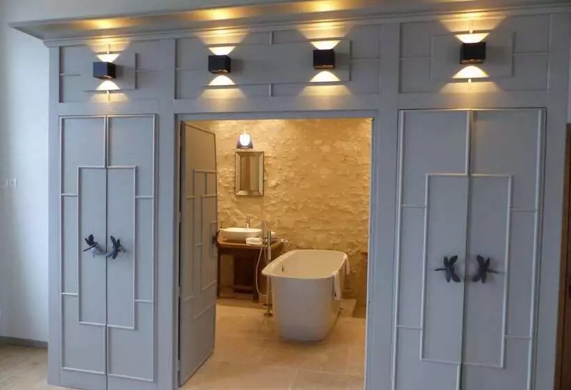 ペンション La Ferme Du Château