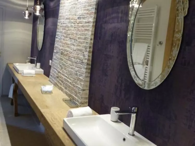 ペンション La Ferme Du Château