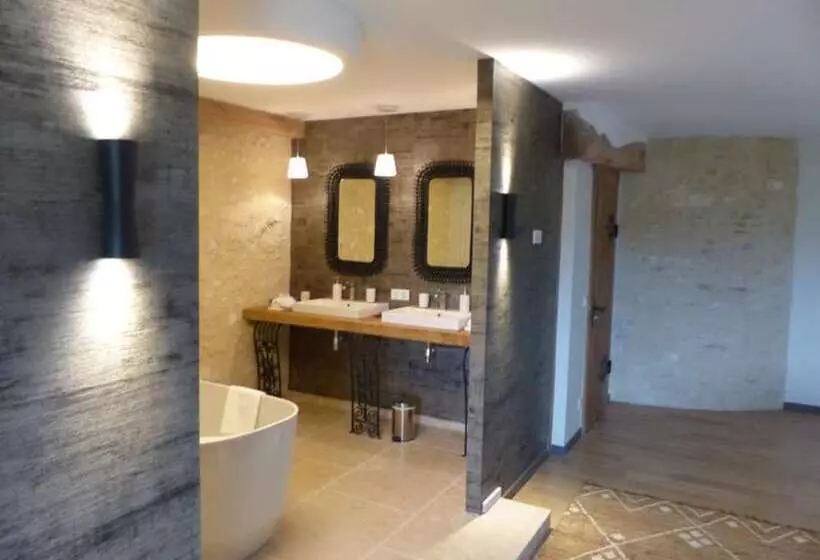 ペンション La Ferme Du Château