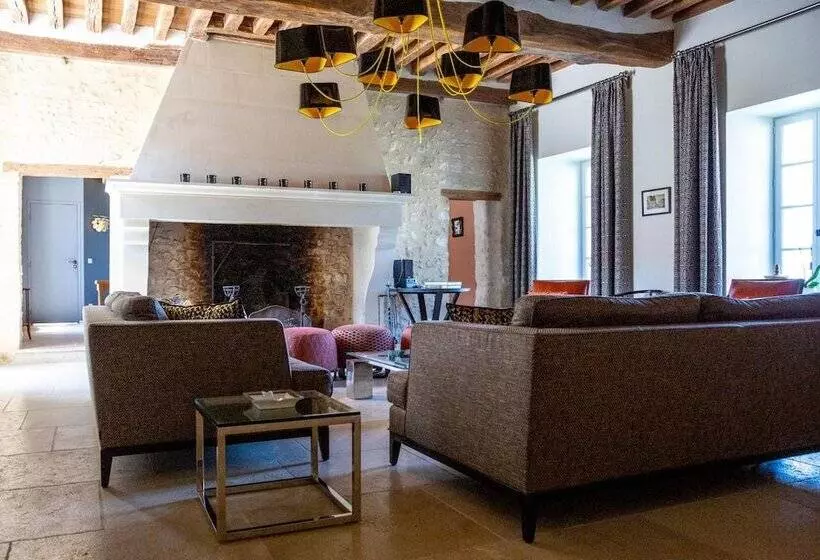 ペンション La Ferme Du Château