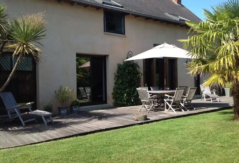 Majatalo La Peuterne