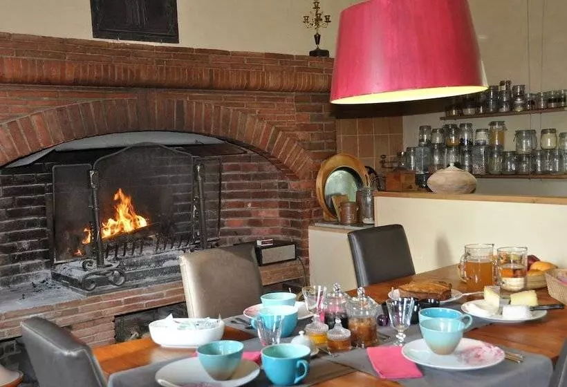 Majatalo Les Jardins De Beauve