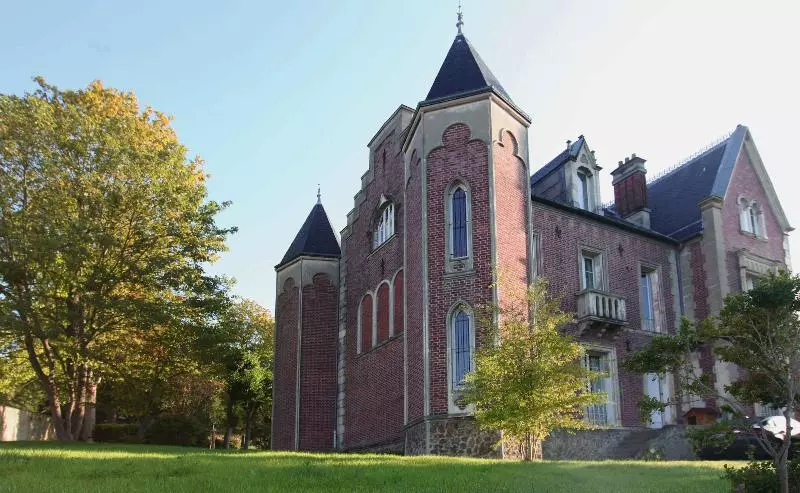 Majatalo Les Tourelles De Thun