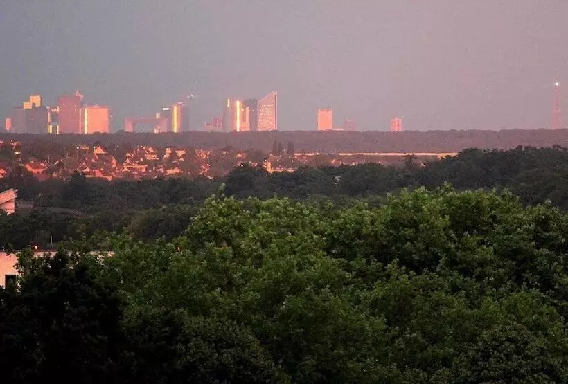 Majatalo Les Tourelles De Thun