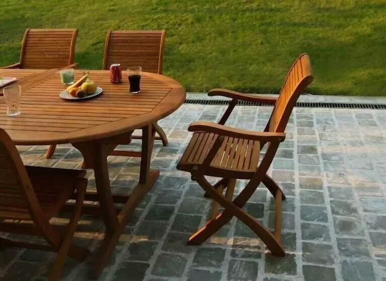 Majatalo Les Tourelles De Thun