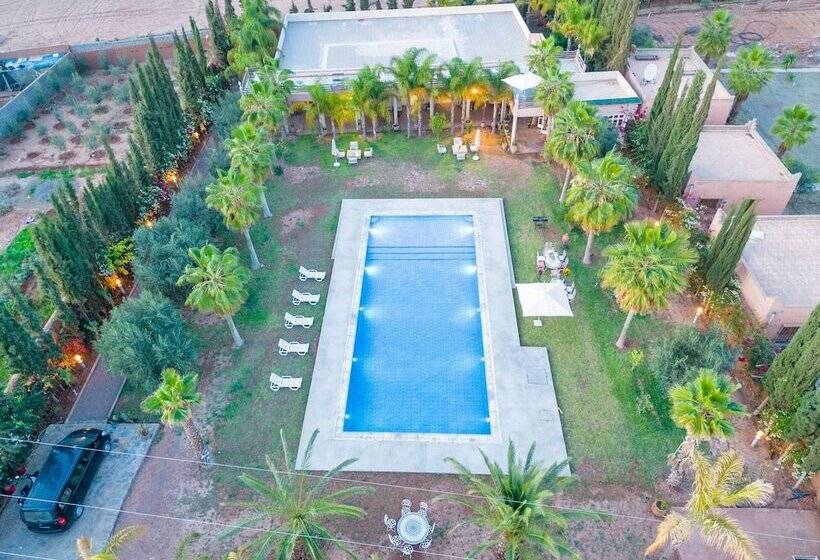 پانسیون The Gardener's House