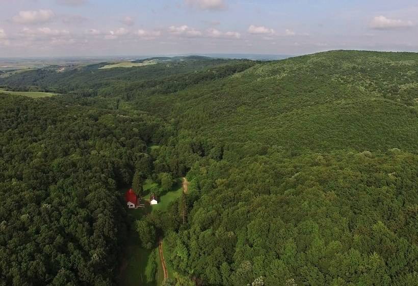 Пансион Vörös Cser Vendégház