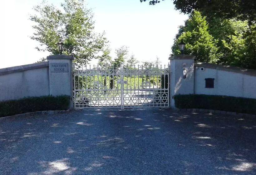 Aamiaismajoitus (B&B) Ballybur Lodge