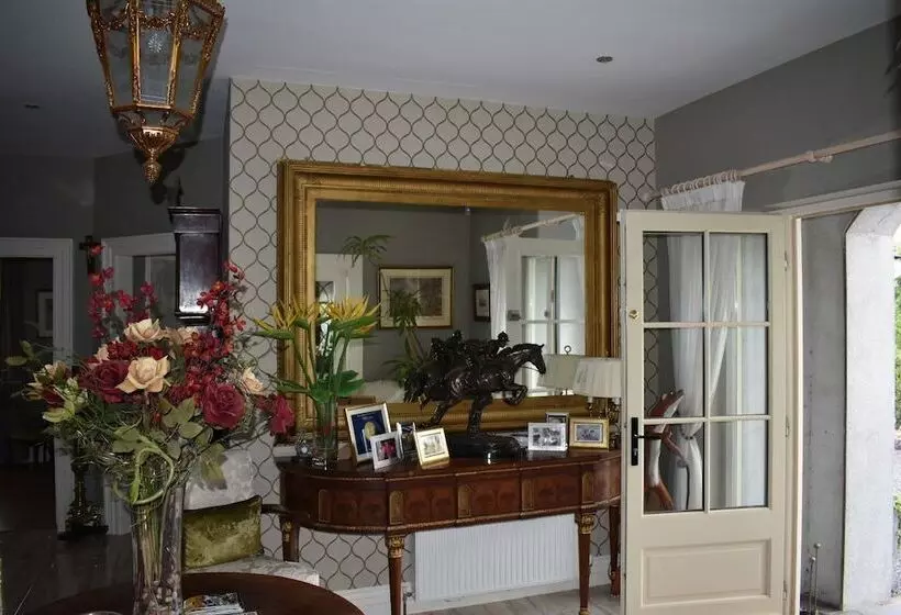 Aamiaismajoitus (B&B) Ballybur Lodge