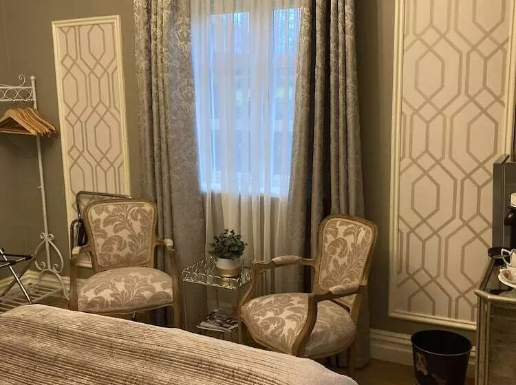 Aamiaismajoitus (B&B) Ballybur Lodge